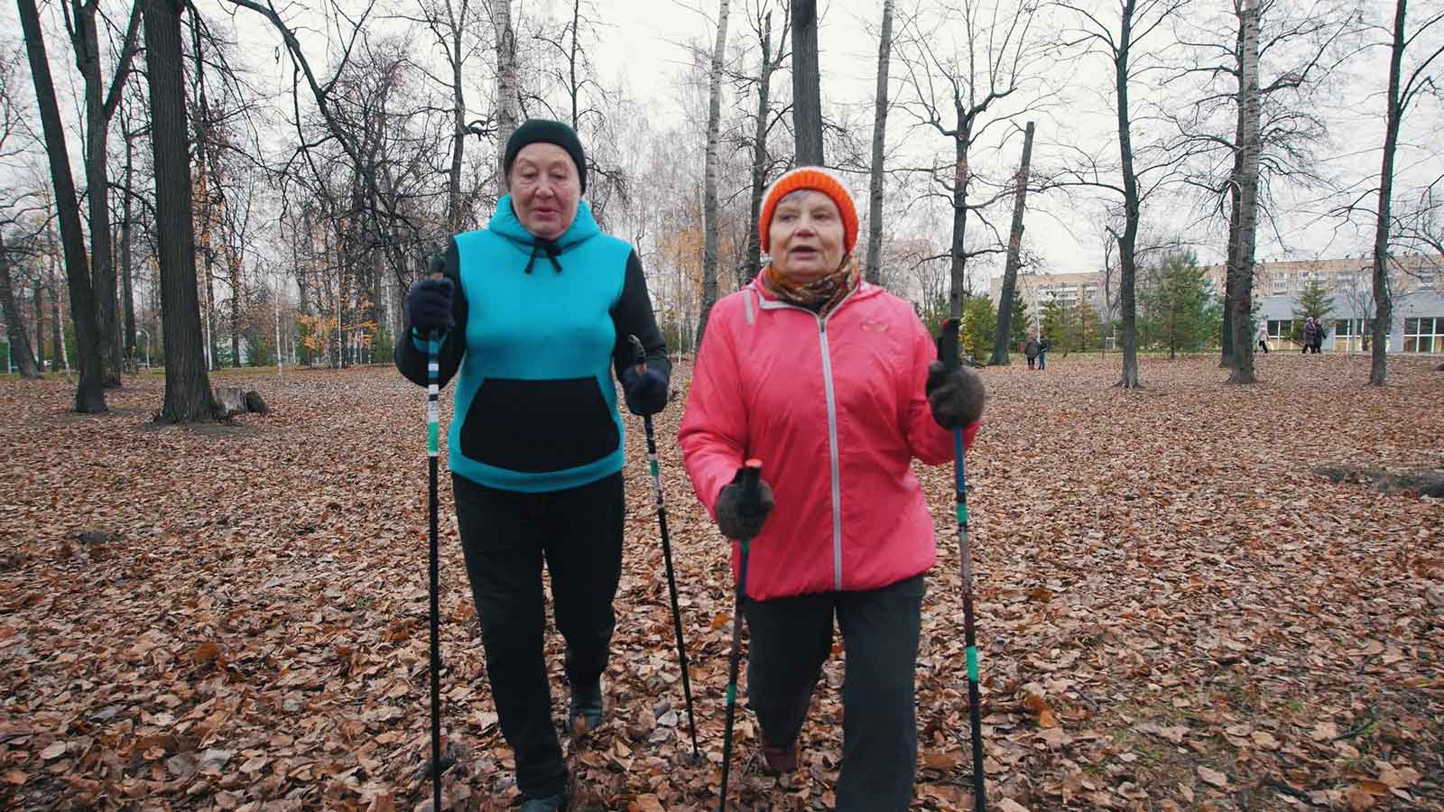 Što je nordijsko hodanje i zašto biste ga trebali isprobati?